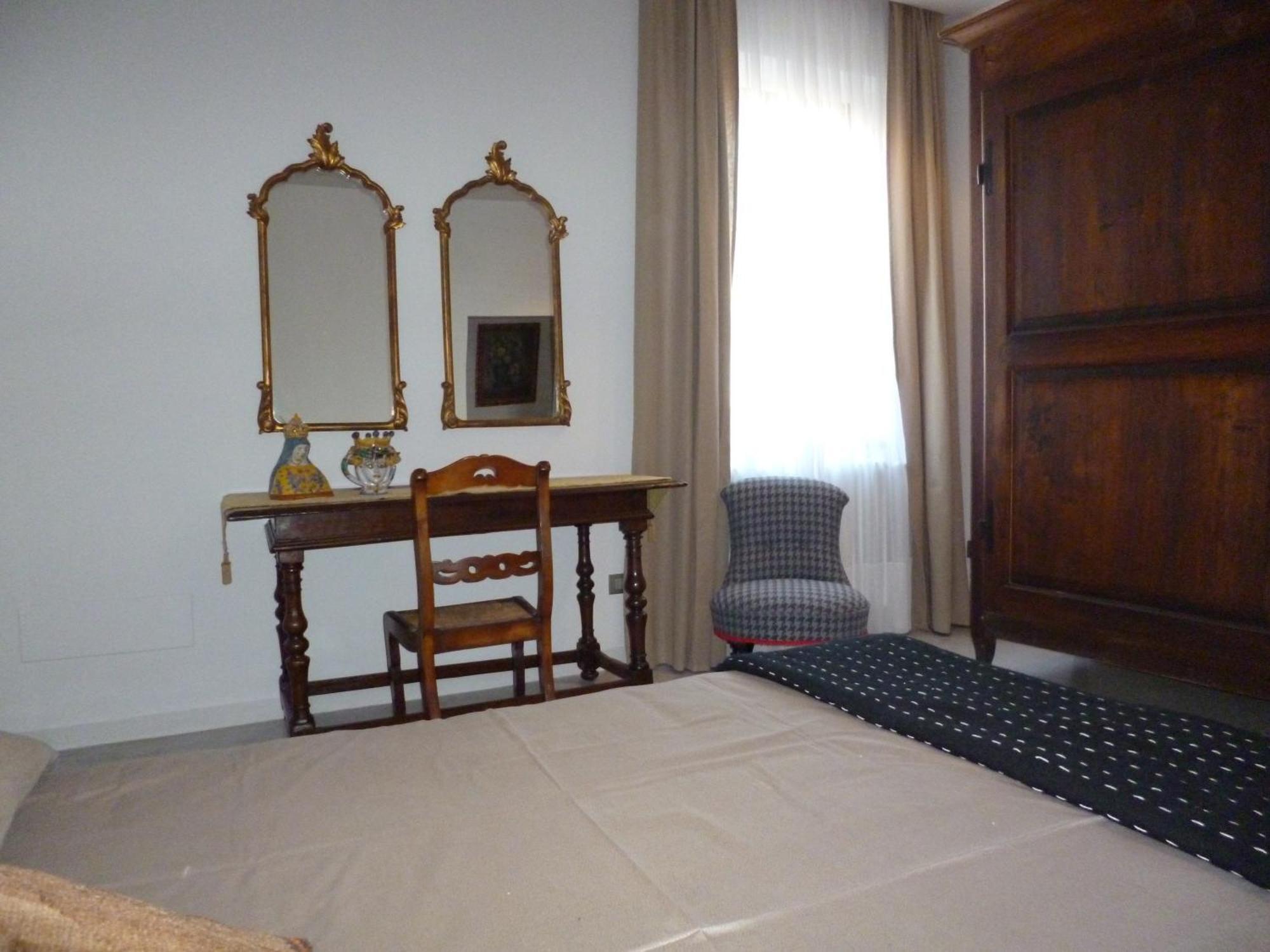 Holiday Apartment In Historical Palace Montepulciano Exterior photo