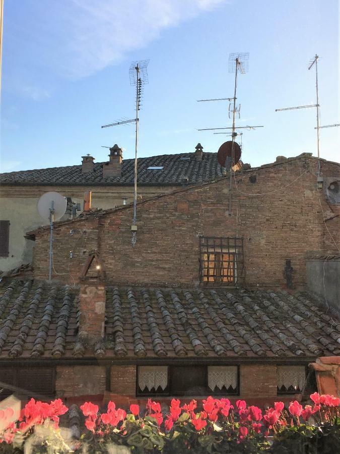 Holiday Apartment In Historical Palace Montepulciano Exterior photo